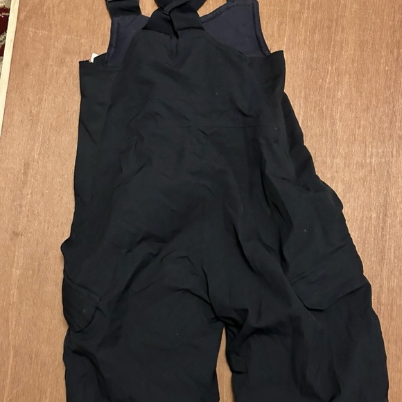 All In Motion Snowsuit❄️ - Picture 8 of 8